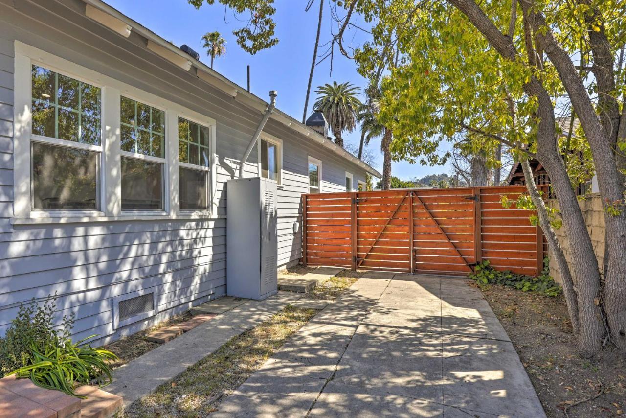 Hip And Prismatic La Gem With Curated Art Gallery Los Angeles Exterior foto